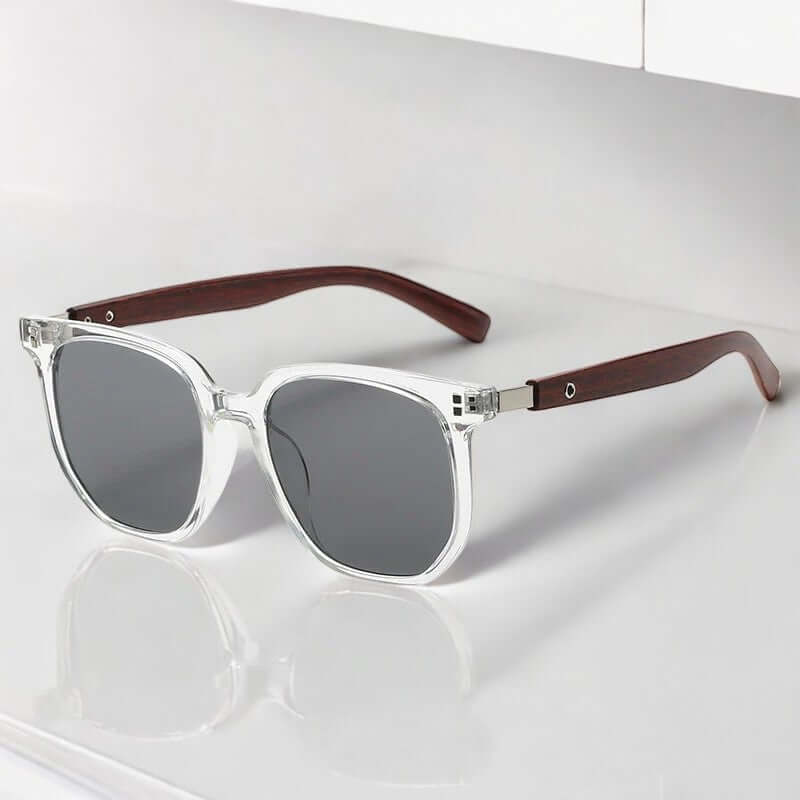 Lumen Retro Shades: Stylish men's polarized sunglasses featuring UV protection, perfect for driving and outdoor activities. Lightweight comfort.