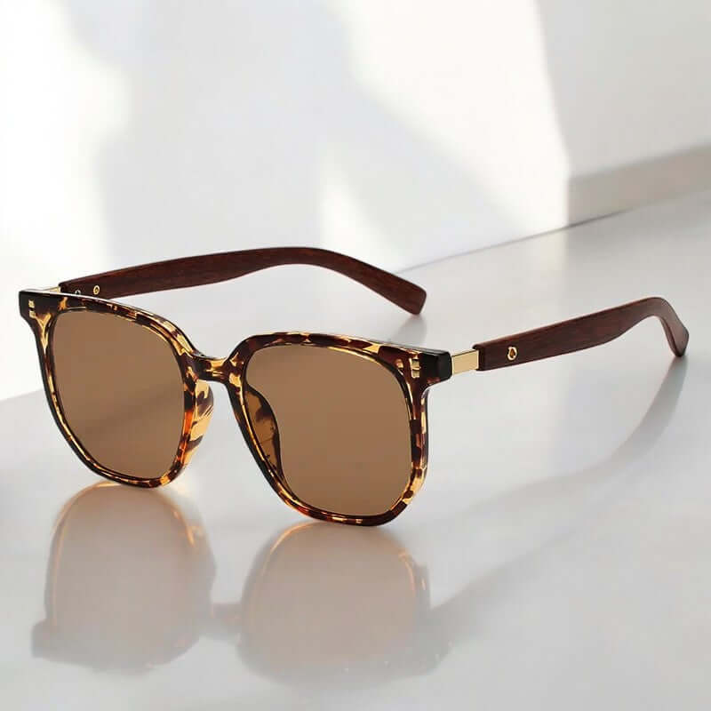Lumen Retro Shades - UV protection men's polarized sunglasses, stylish and lightweight for driving, travel, and outdoor use.