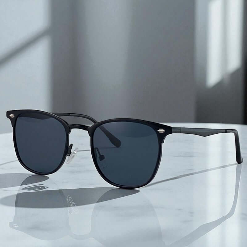 Stylish Vinton Retro Shades for men with UV protection, lightweight polarized lenses, and scratch-resistant coating for outdoor activities.