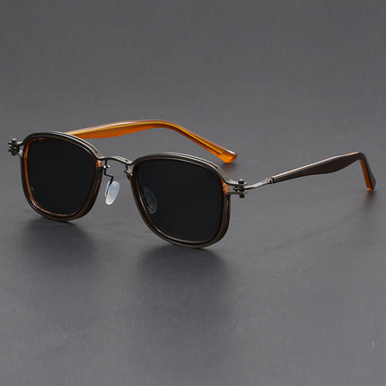 Montaire Shades