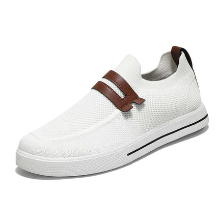 Aero Sneakers - lightweight and stylish men's casual sneakers perfect for daily wear, with breathable mesh and cushioned comfort.