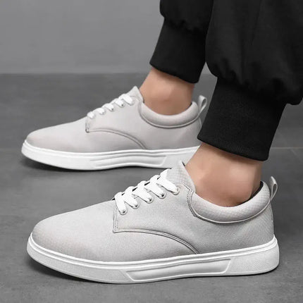 Arden Sneakers - comfortable everyday sneakers for men with breathable cotton upper, ideal for casual outfits and travel.
