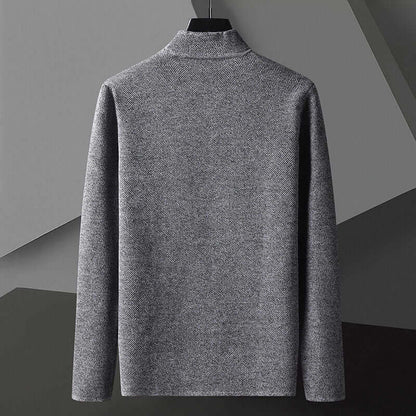 D’Avorio Knit Cardigan in grey, men's winter sweater highlighting cozy warmth and soft fabric, ideal for stylish layering during colder seasons.