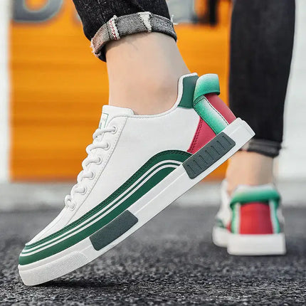 Horizon Leather Sneakers for men, offering comfort and style for everyday wear. Perfect casual sneakers for walking and travel.