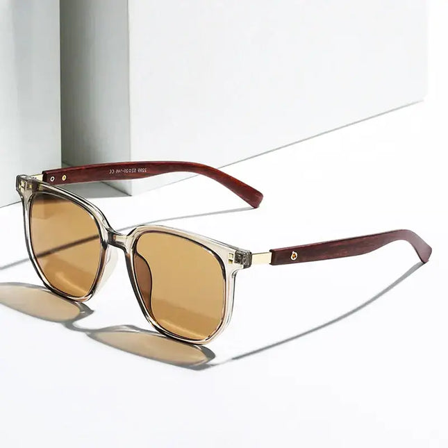 Lumen Retro Shades - UV protection sunglasses with wooden arms and scratch-resistant polarized lenses, perfect for stylish men's everyday use.