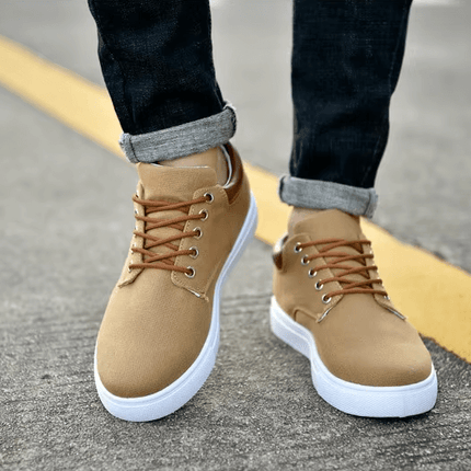 Nomad Canvas Sneakers: lightweight, breathable casual sneakers for men. Perfect for everyday wear, walking, and travel.
