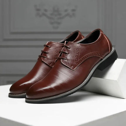 Roma Wingtip Dress Shoes in brown synthetic leather with brogue detailing, showcasing modern design and orthopedic comfort.