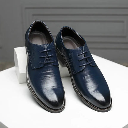 Roma Wingtip Dress Shoes with blue synthetic leather and brogue detailing, featuring an orthopedic insole for stylish comfort.
