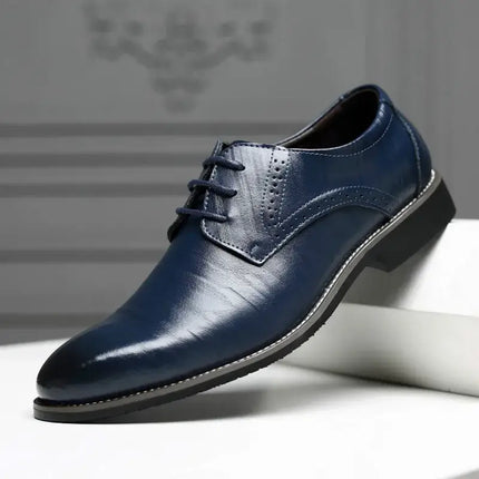 Roma Wingtip Dress Shoes with brogue detailing and orthopedic insole in premium synthetic leather for stylish comfort.