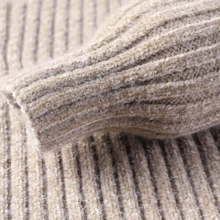 Varezzi Turtleneck showcasing thick ribbed knit texture, perfect for men's winter sweater. Soft, warm, and stylish knitwear for winter layering.
