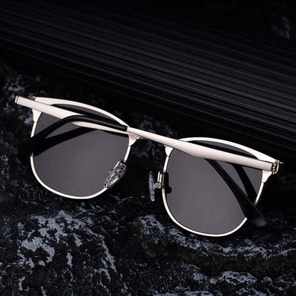 Vinton Retro Shades - UV protection sunglasses for men. Stylish polarized sunglasses, perfect for driving, travel, and outdoor activities.
